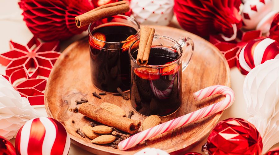 Glögg erfreut sich als Glühwein-Alternative in Deutschland einer größer werdenden Beliebtheit